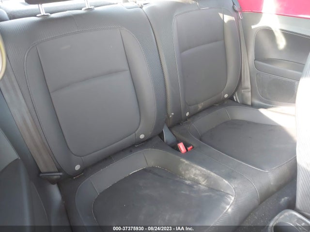 3VWJ07AT2FM631051 Volkswagen Beetle Coupe 1.8t