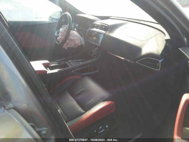SADCM2FV1KA611818 Jaguar F-PACE S