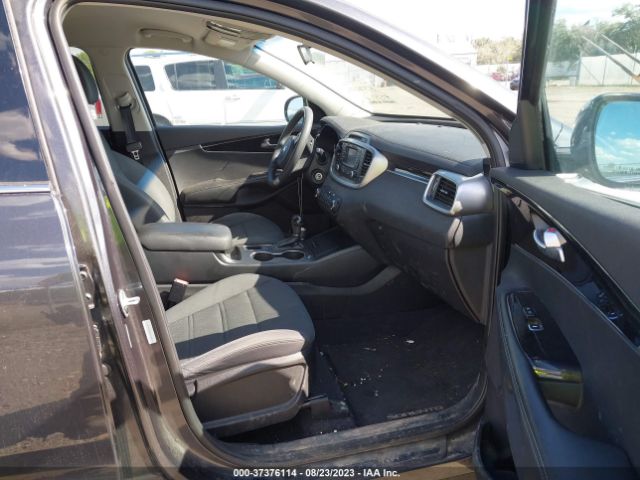 5XYPGDA56HG240106 KIA Sorento Lx V6