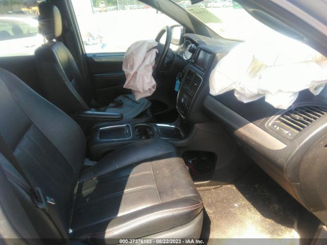 2C4RDGEGXJR238374 Dodge Grand Caravan Gt