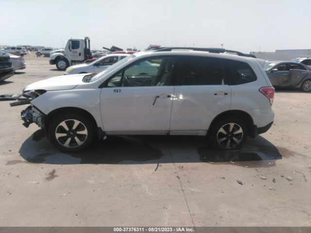 JF2SJADC6HH403706 Subaru Forester Premium