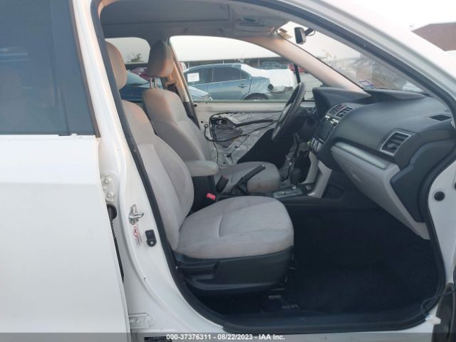 JF2SJADC6HH403706 Subaru Forester Premium