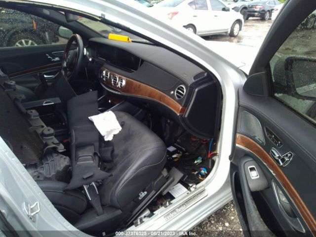 WDDUG8CBXFA151848 Mercedes-Benz S-class S 550
