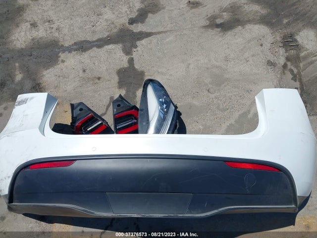 5YJYGDED2MF132511 Tesla Model Y Standard Range