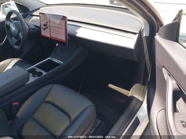 5YJYGDED2MF132511 Tesla Model Y Standard Range