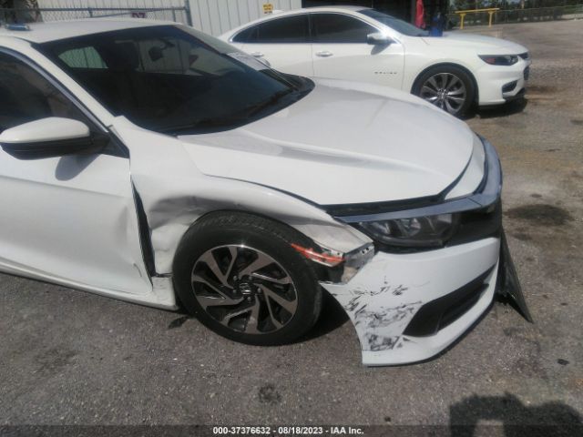 2018 HONDA CIVIC COUPE 2HGFC4B56JH306233 Photo 5