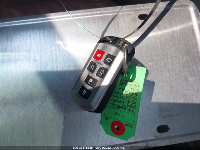Toyota SIENNA XLE 2014 5TDYK3DC7ES418871 Image 3
