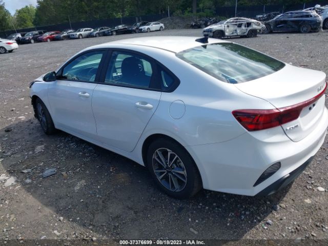 3KPF24AD5PE628313 KIA Forte Lxs