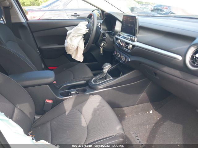3KPF24AD5PE628313 KIA Forte Lxs