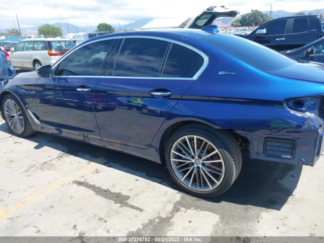 WBAJA9C53JB251899 BMW 5 Series 530e Iperformance
