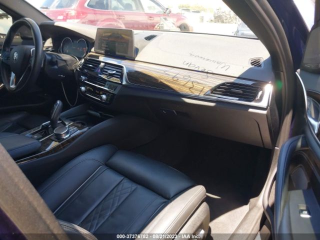 WBAJA9C53JB251899 BMW 5 Series 530e Iperformance