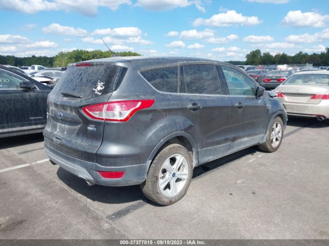 1FMCU9GX2FUC28457 Ford ESCAPE SE