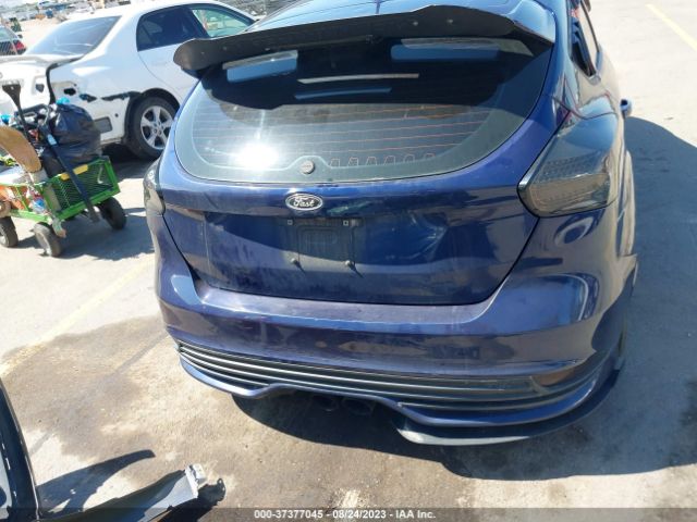 1FADP3L95HL230853 Ford FOCUS ST