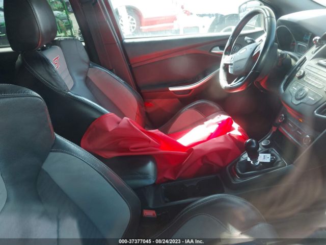 1FADP3L95HL230853 Ford FOCUS ST