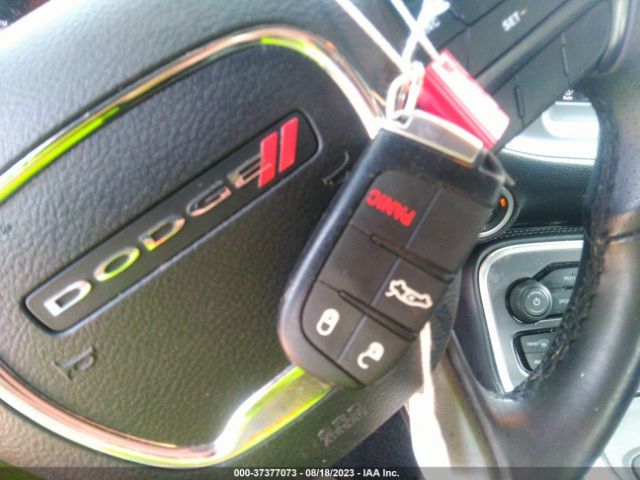 2C3CDZAG1KH702297 Dodge Challenger Sxt