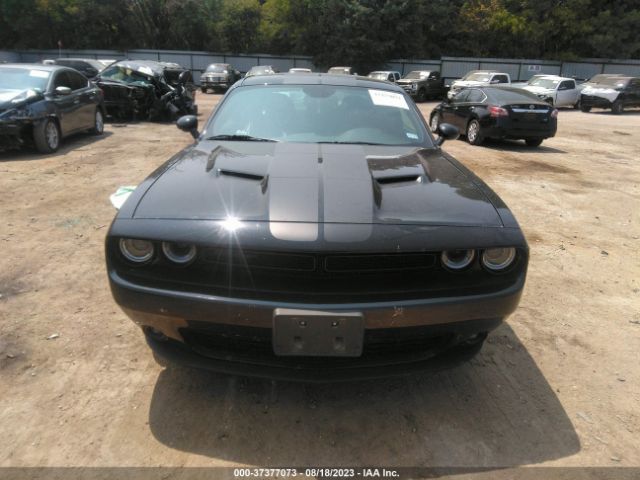 2C3CDZAG1KH702297 Dodge Challenger Sxt