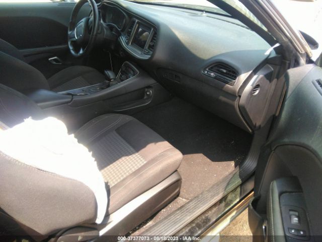 2C3CDZAG1KH702297 Dodge Challenger Sxt