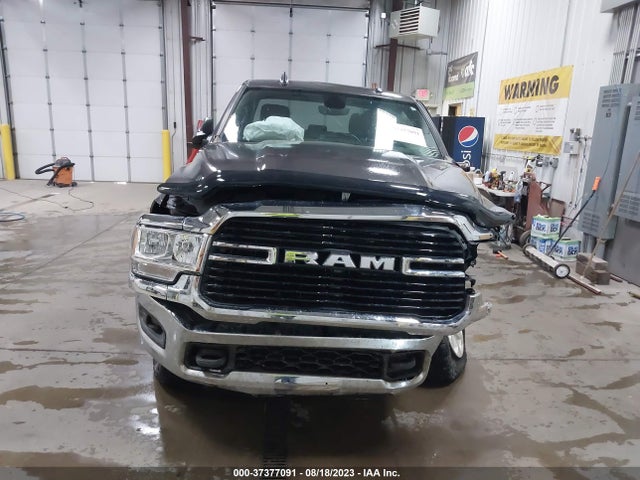 3C6UR5DL2MG682140 RAM 2500 Big Horn