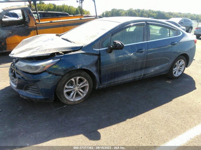 Chevrolet CRUZE LT 2019 1G1BE5SM3K7123950 Image 2