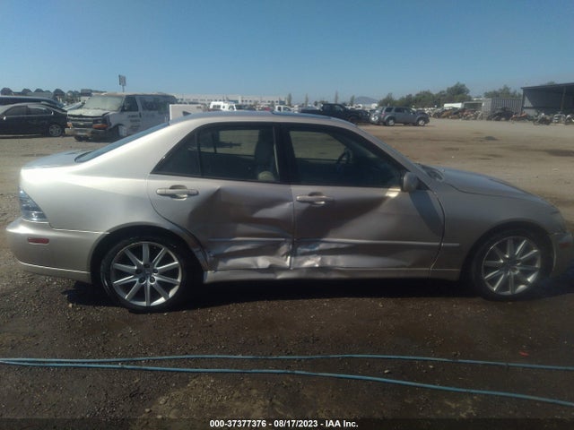 2004 LEXUS IS 300 VIN: JTHBD192340083435