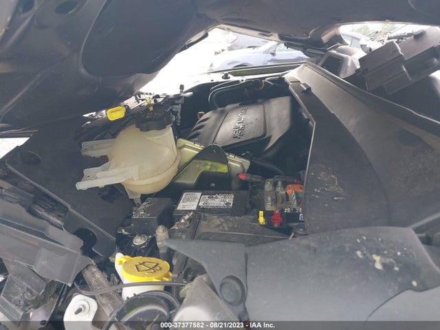 Jeep Compass Latitude 2018 3C4NJDBB3JT481102 Image 10