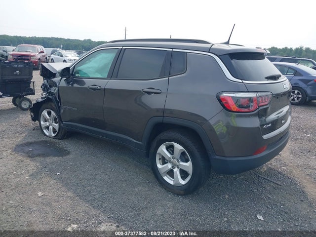 Jeep Compass Latitude 2018 3C4NJDBB3JT481102 Image 3
