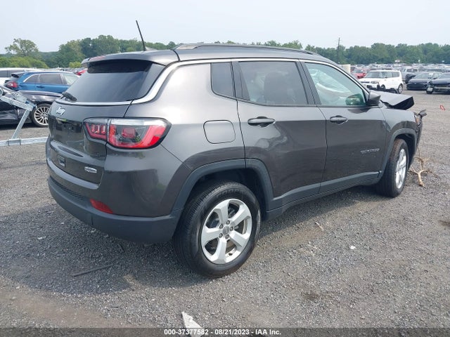 Jeep Compass Latitude 2018 3C4NJDBB3JT481102 Image 4