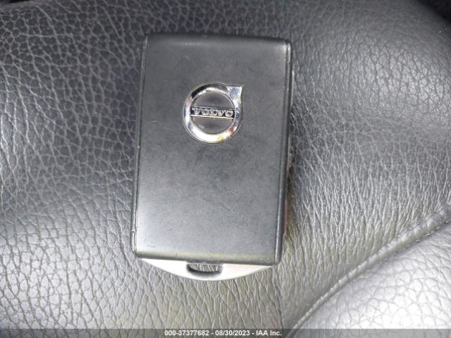 LVY982AK7JP005211 Volvo S90 Momentum