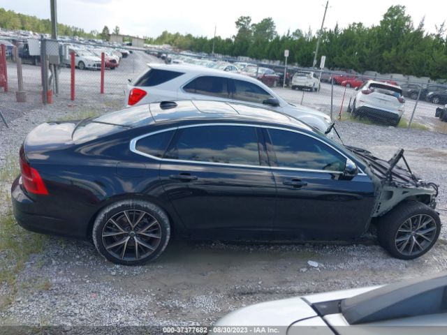 LVY982AK7JP005211 Volvo S90 Momentum