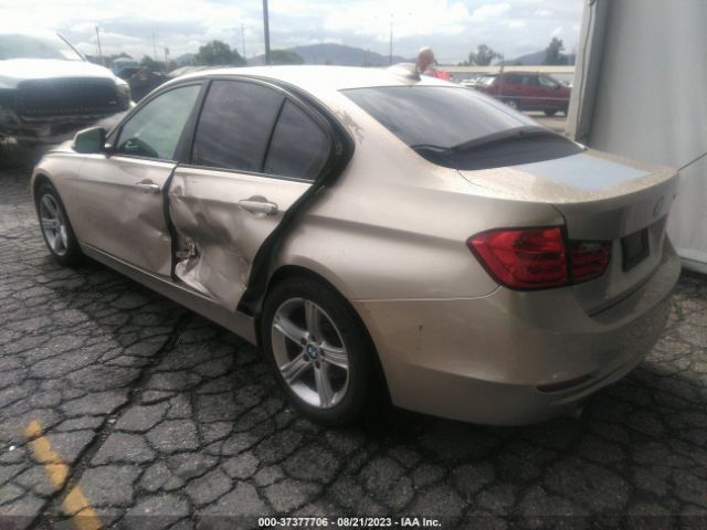 WBA3B1C5XEK132518 BMW 3 Series 320i