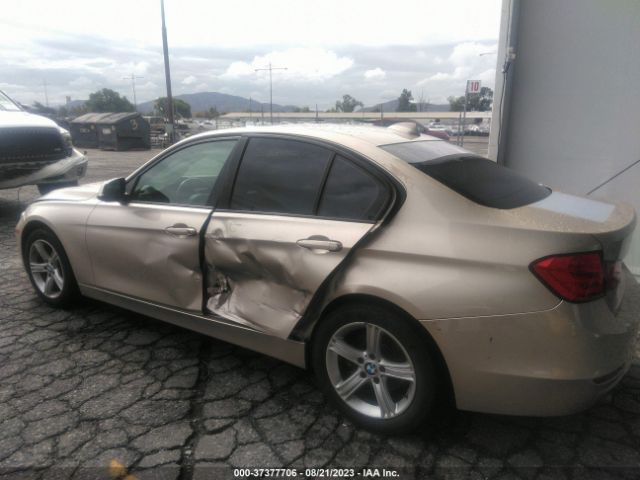 WBA3B1C5XEK132518 BMW 3 Series 320i