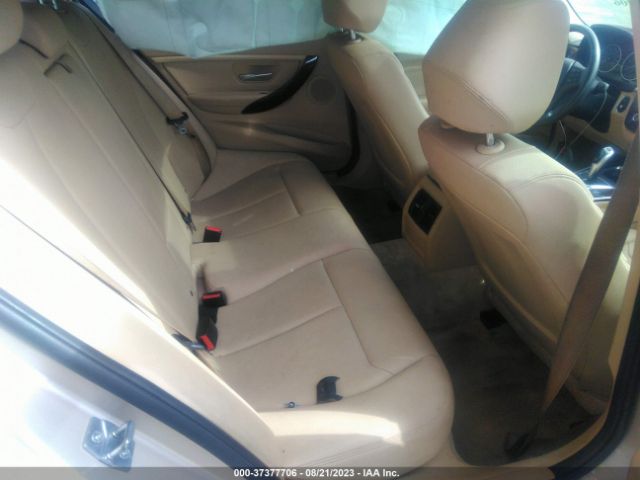 WBA3B1C5XEK132518 BMW 3 Series 320i