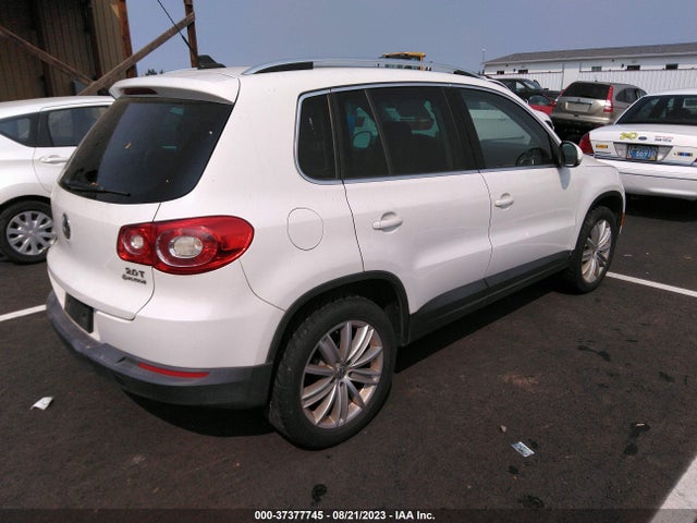 37377745 :رقم المزاد ، WVGBV7AX1BW518788 vin ، 2011 Volkswagen Tiguan Se 4motion Wsunroof & مزاد بيع