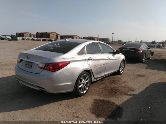 2012 HYUNDAI SONATA 2.4L SE VIN: 5NPEC4AC8CH394562
