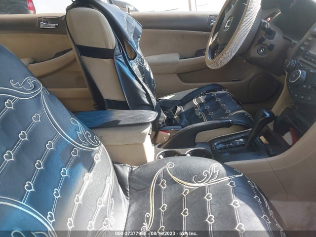 2005 HONDA ACCORD SDN LX VIN: 1HGCM56475A090744