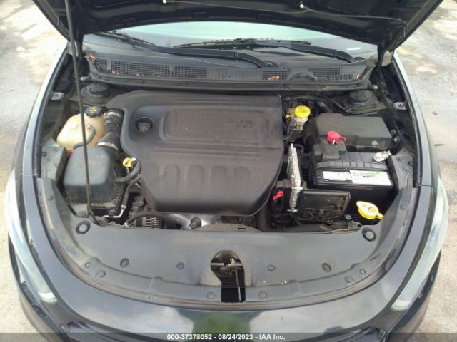 1C3CDFFA8GD790238 Dodge Dart Sxt Sport Blacktop