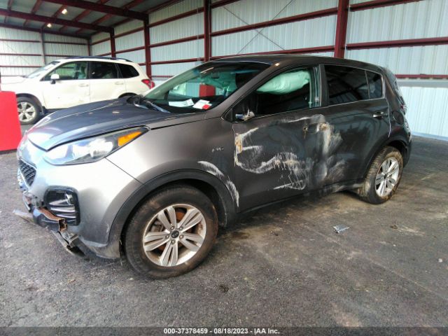 KNDPMCAC9H7033286 KIA Sportage Lx