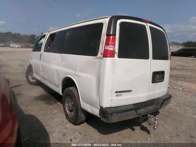 Chevrolet Express Passenger Lt 2018 1GAWGFFG0J1304303 Image 3