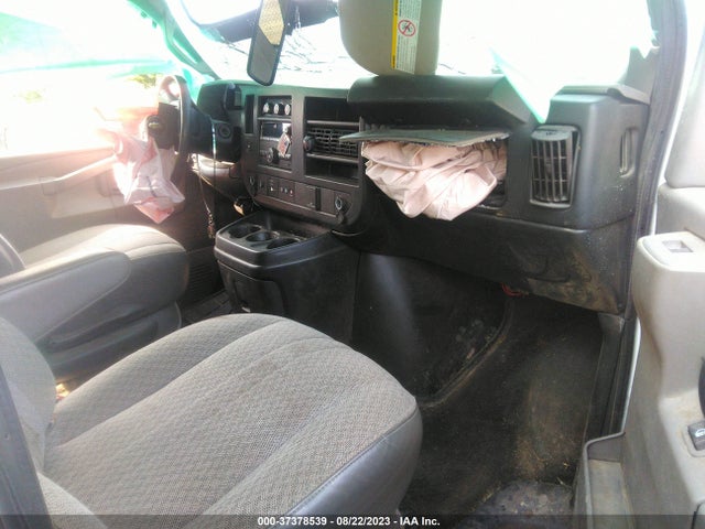 Chevrolet Express Passenger Lt 2018 1GAWGFFG0J1304303 Image 5