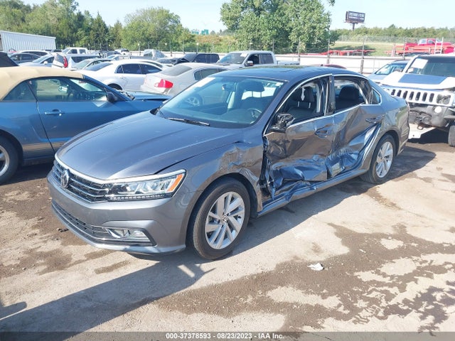 1VWBA7A32JC050208 Volkswagen Passat 2.0t Se