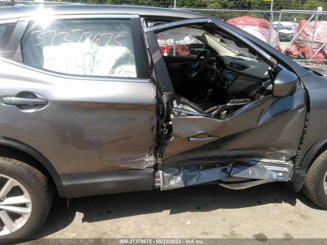 JN1BJ1CR6KW352072 Nissan Rogue Sport S