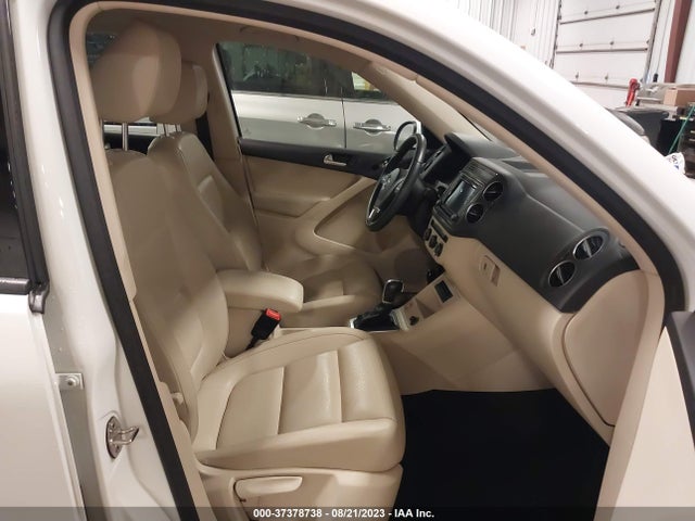 Продаж на аукціоні авто 2017 Volkswagen Tiguan 2.0t S, vin: WVGBV7AXXHW510908, номер лоту: 37378738