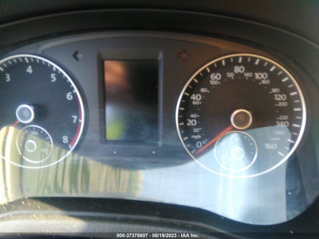 1VWAT7A35FC039782 Volkswagen Passat 1.8t Wolfsburg Ed