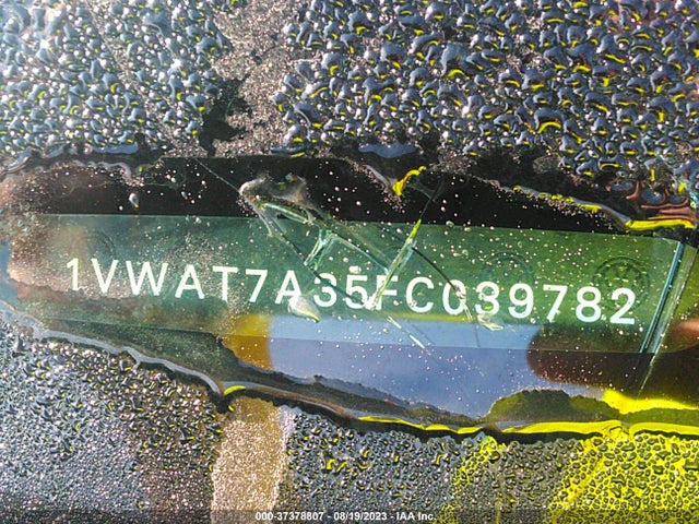 1VWAT7A35FC039782 Volkswagen Passat 1.8t Wolfsburg Ed