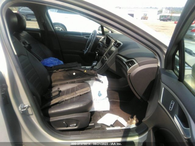 3FA6P0HD5FR218155 Ford FUSION SE