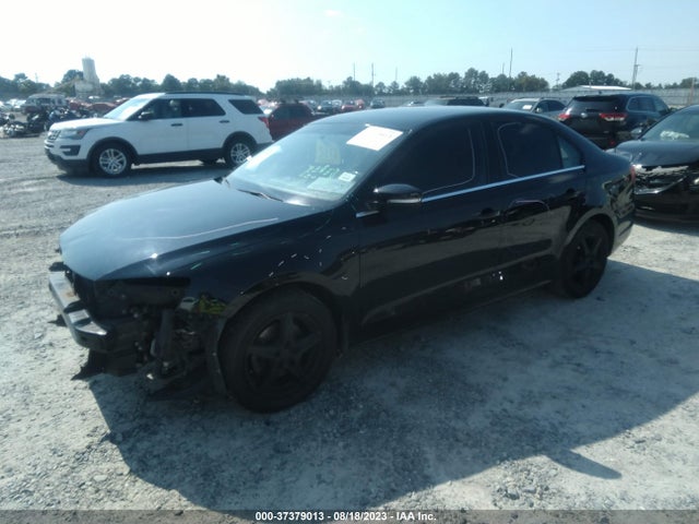 3VWD17AJ2EM398439 Volkswagen Jetta Sedan Se W/connectivity