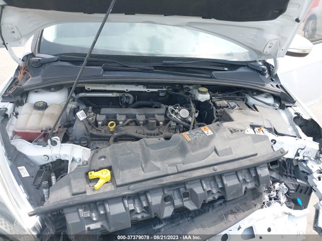 1FADP3F23HL328665 Ford FOCUS SE