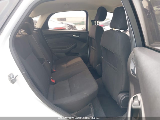 1FADP3F23HL328665 Ford FOCUS SE