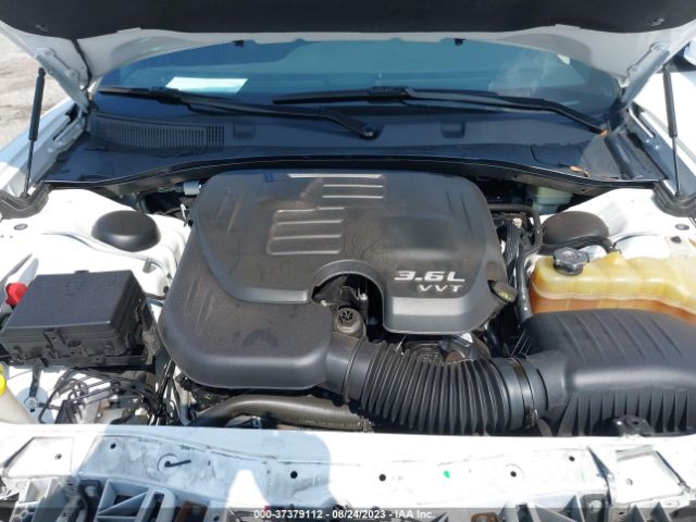 2C3CDXHG7FH754114 Dodge Charger Sxt