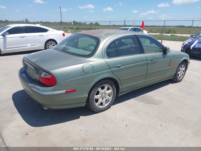 2000 JAGUAR S-TYPE V8 VIN: SAJDA01D1YGL10095
